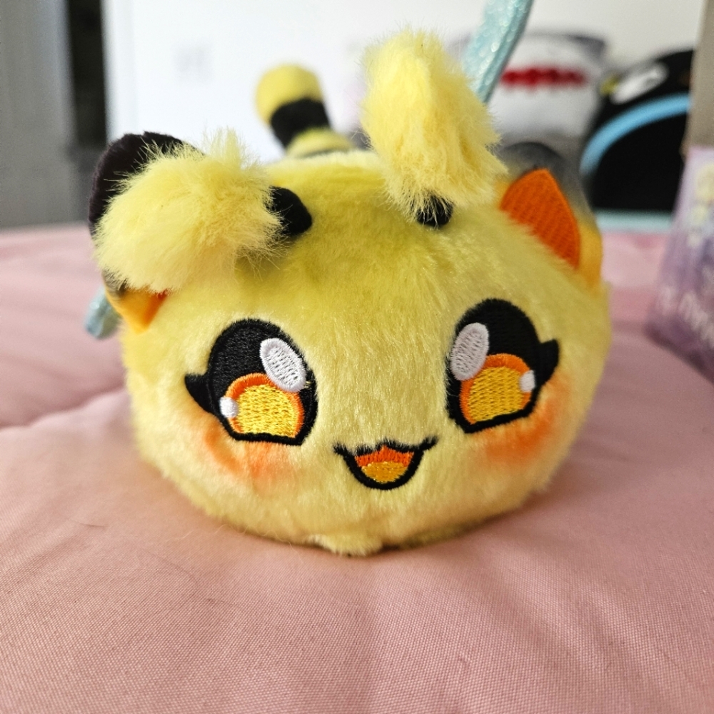 Aphmau Safari Bee Cat